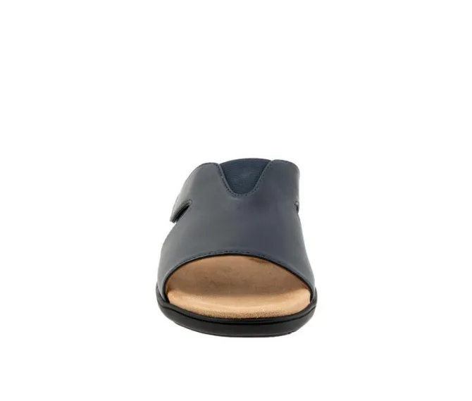 Women's Trotters Roxine Sandals