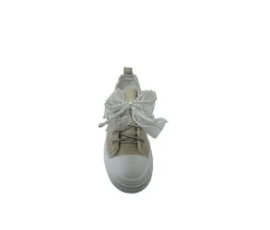 Women's Very G Aman Pearls Sneakers