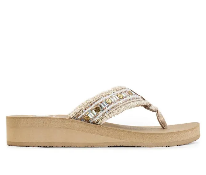 Women's Yellow Box Caileen Flip-Flops
